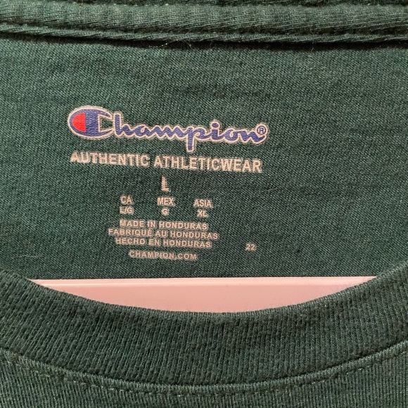 Champions men’s T shirt  Green with logo  wore one time  can be unisex  size L - Picture 4 of 4